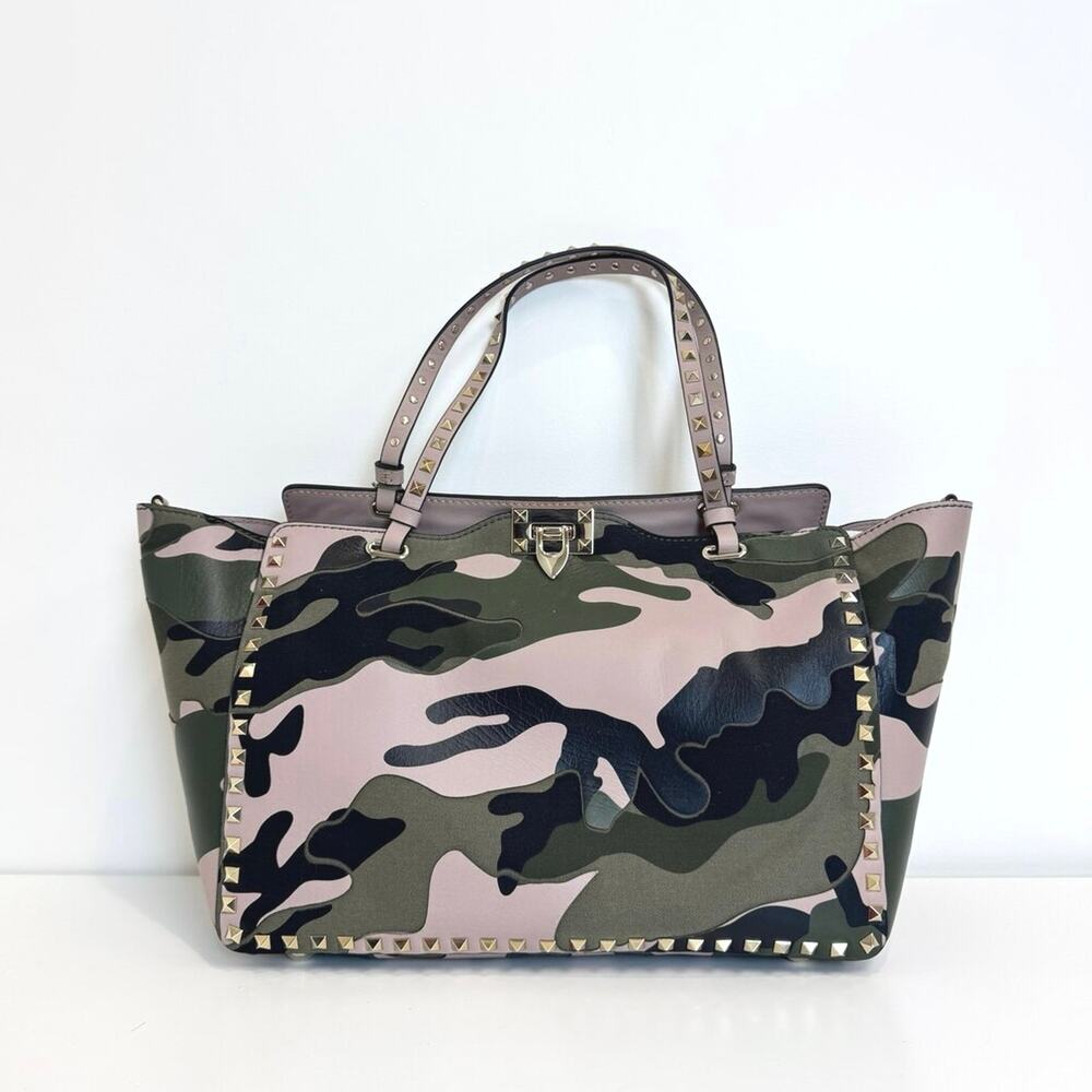 VALENTINO Garavani Leather Canvas Patchwork Camo Rockstud Tote NEW Gold Studded
